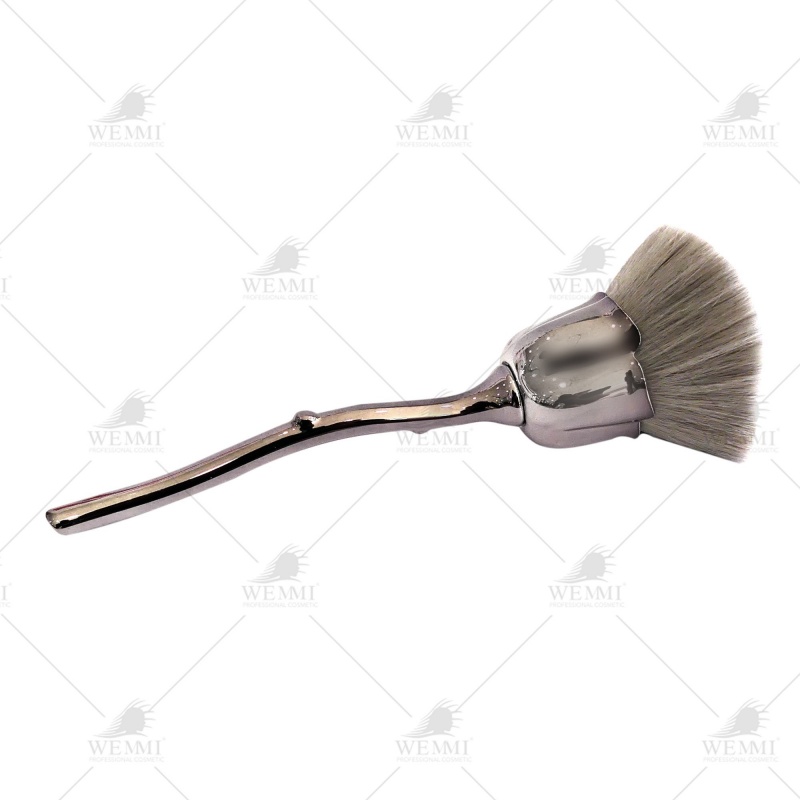 Brocha-multiuso-forma-de-rosa-color-cobre-4-EUR.jpg Brocha multiuso forma de rosa color cobre - Image 1