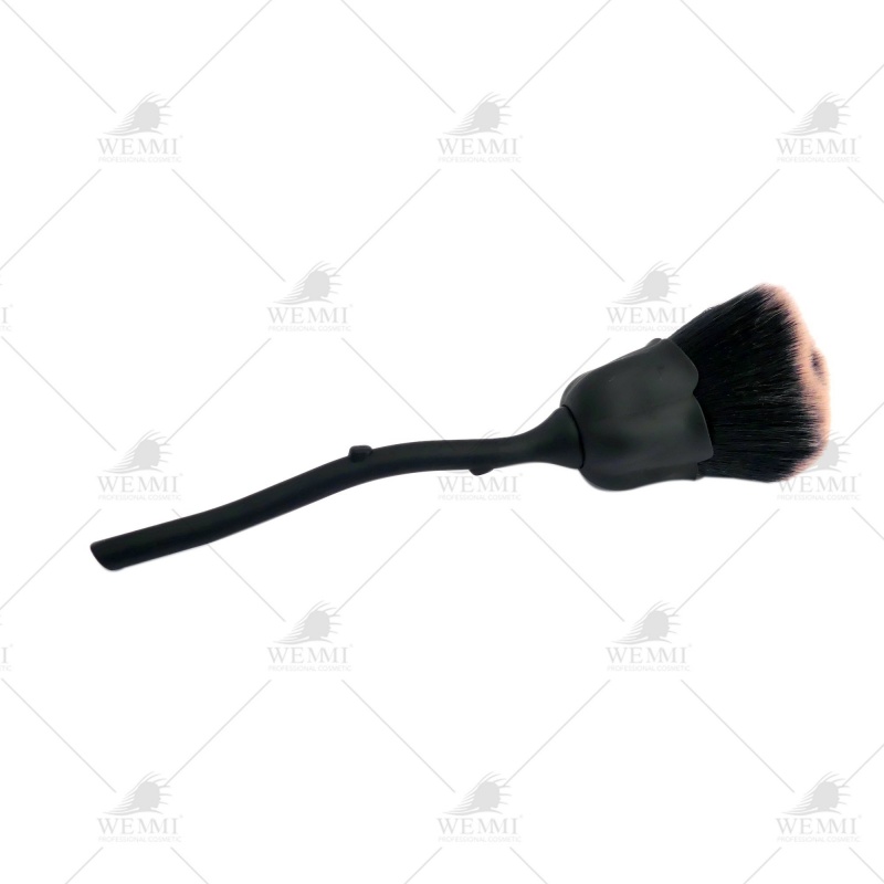 Brocha-multiuso-forma-de-rosa-color-negra-4-EUR.jpg Brocha multiuso forma de rosa color negra - Image 1