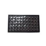 Caja organizadora negra.-NA